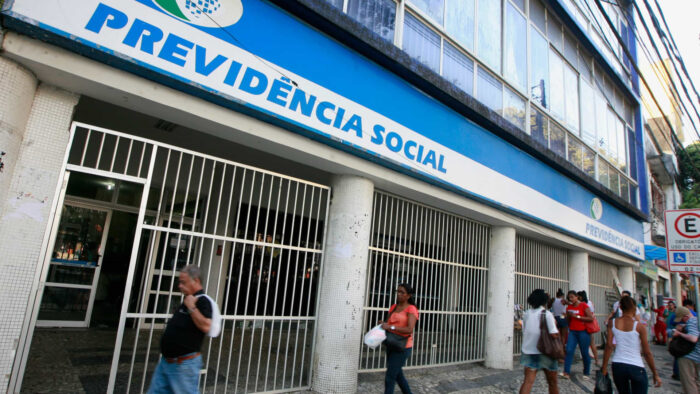 INSS antecipa benefícios de cartões de final 5 e 0 nesta sexta (7/03)