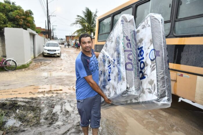 R$ 250 MIL – Prefeitura de São Mateus compra colchões, cobertores e toalhas para vítimas das chuvas; empresa fornecedora é de Nova Venécia
