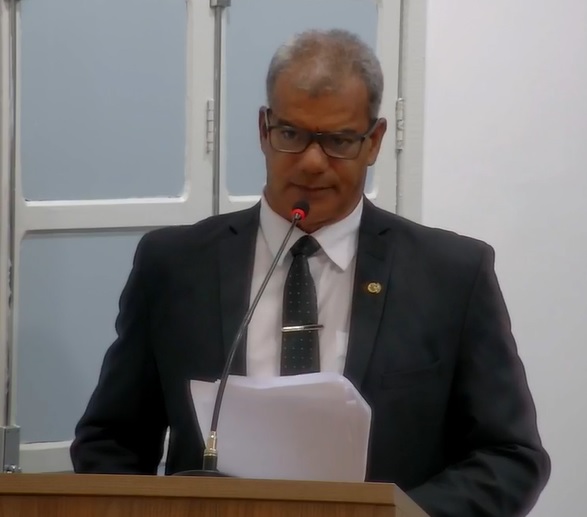 VÍDEO – Laílson tenta apurar gastos do Prefeito com demolição de imóveis, mas é barrado por base danielista