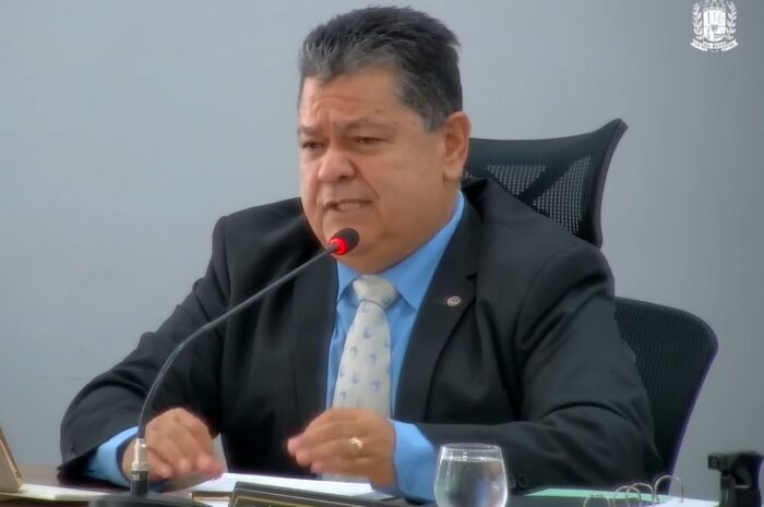 CÂMARA DE SÃO MATEUS – Paulo Fundão volta a justificar voto contra impeachment de Daniel da Açaí e admite “momento tenebroso”; veja vídeo