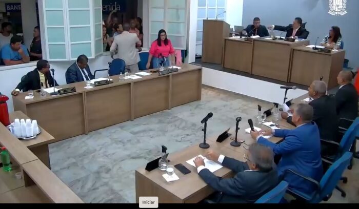 R$ 100 MILHÕES – Câmara adia pela 2ª vez votação do empréstimo pedido por Daniel; ato falho é corrigido e projeto será debatido nas comissões de Justiça e de Finanças