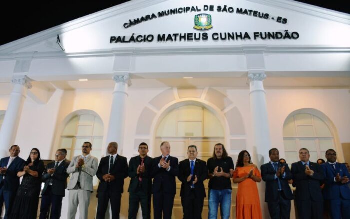 E agora? Daniel vai chamar Casagrande para “desinaugurar” Palácio Teteu, depois de ordenar despejo dos vereadores da nova sede da Câmara de São Mateus?