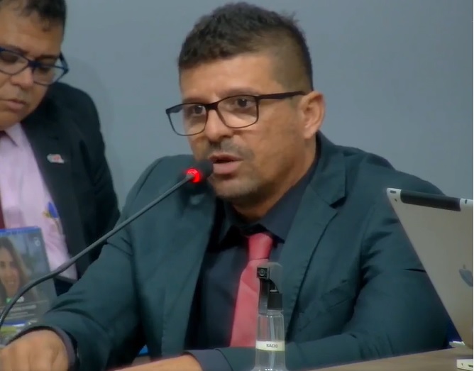CHACOTA NA CÂMARA DE SÃO MATEUS – Depois de aprovar projetos de aumento de salários, vereadores do G-6 voltarão atrás por ordem de Daniel; Kácio Mendes já cogita ‘projeto da reversão’