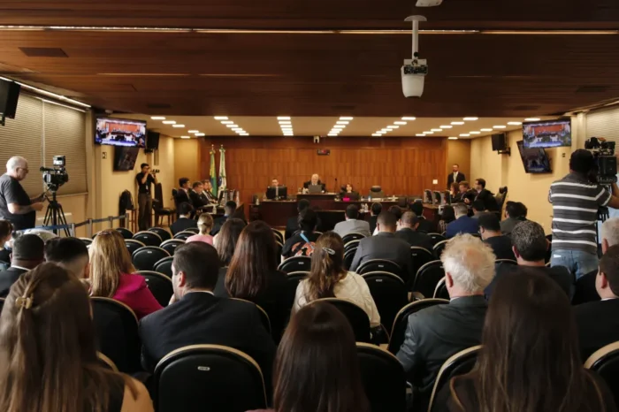 Relator vota contra cassação de Sergio Moro em julgamento no TRE do Paraná
