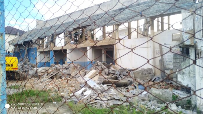 Ex-jogadores relembram estádio cheio e comentam demolição de arquibancada do Estádio Sernamby