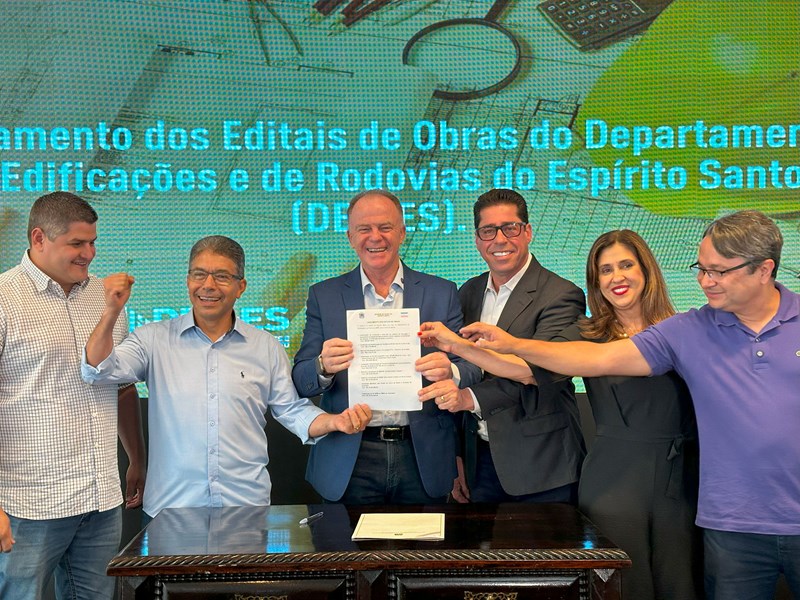 Casagrande e Freitas anunciam quase R$ 1 bilhão em obras de infraestrutura de rodovias e edificações para 2025