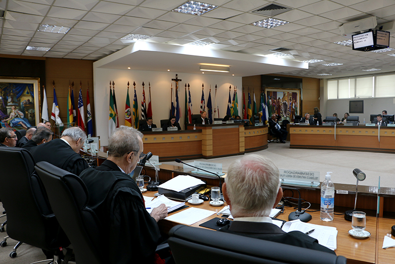 Juízes do ES voltarão a receber adicional por tempo de serviço