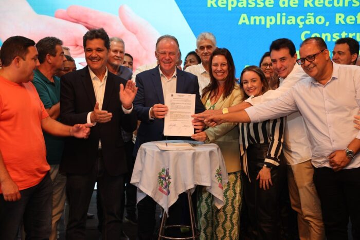Casagrande e Ricardo anunciam R$ 44,7 milhões para novas unidades de Cras, Creas e centros de apoio a idosos e à população em situação de rua; veja detalhes