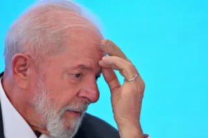 Declarações de Lula favorecem queda da popularidade entre eleitoras, diz jornal