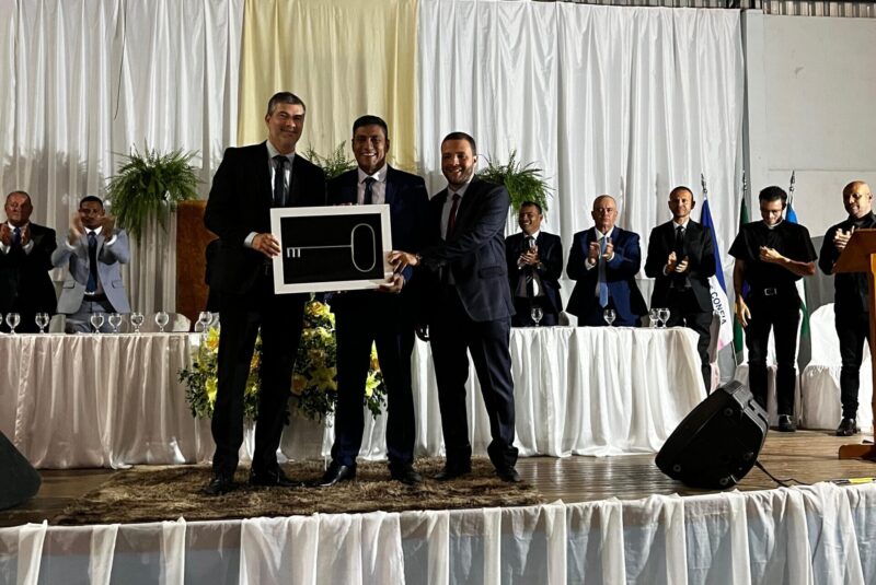 Na posse, Kleilson refirma compromisso com desenvolvimento de Pedro Canário: “Igualdade e oportunidades para todos”