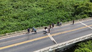 Ecovias garante reforma e passarela na ponte sobre o Rio Cricaré na BR-101, em São Mateus