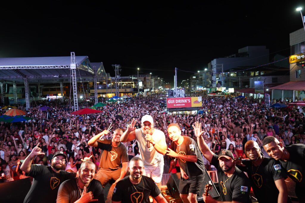 Segunda noite de folia: sábado do Carnaval Guriri 2025 é considerado “sucesso absoluto”; veja fotos