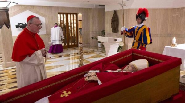 Lula chega a Roma para funeral do Papa Francisco