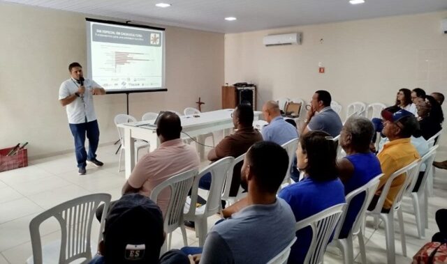 Incaper capacita agricultores para fortalecer cultura do cacau em Conceição da Barra