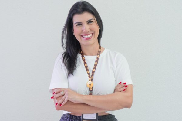 Apaixonada por gastronomia, ela decidiu investir em franquias; 6 anos depois, comanda 3 unidades