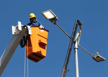 São Mateus abre licitação de R$ 9 milhões para manutenção e extensão da rede de iluminação pública