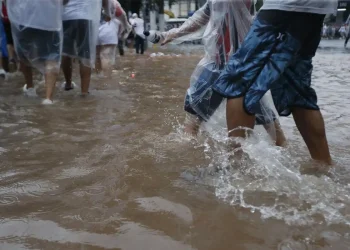 Defesa Civil alerta para risco de enchentes, inundações, alagamentos e deslizamentos no ES