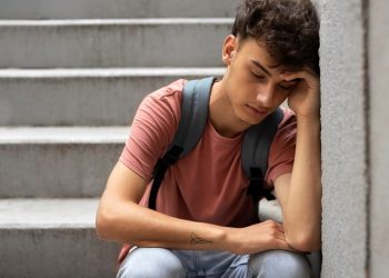 Presença da família é fundamental no cuidado com a saúde mental de crianças e adolescentes, alertam especialistas