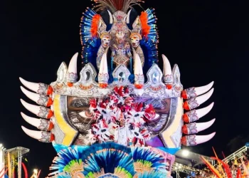 Barreiros é a campeã da Série Ouro e retorna à elite do Carnaval de Vitória em 2027