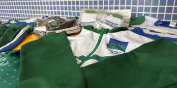 São Mateus avança na entrega de materiais escolares e começa distribuição de uniformes